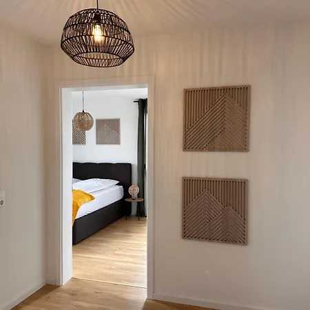 Apartment Amao-sepia I 86qm I King-size Beds I Netflix I Privat Balcony I Free Parking I Near Europapark *
