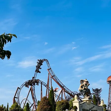 Amao Sepia - 86 M2 - Balcony - King-size Beds - Free Parking - Near Europa-park - Up To 12 Guests With 2 Units Apartment *