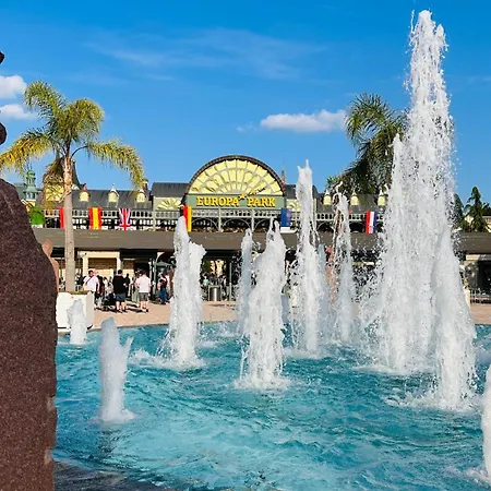 Amao Sepia - 86 M2 - Balcony - King-size Beds - Free Parking - Near Europa-park - Up To 12 Guests With 2 Units *