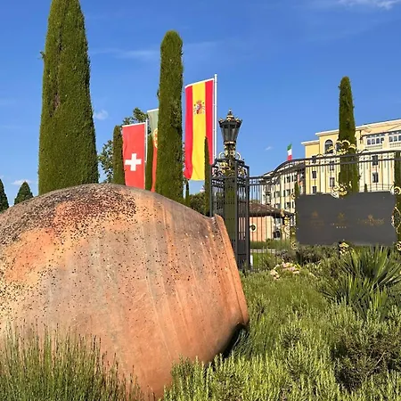 Amao Sepia - Family Apartment - Free Parking Daire